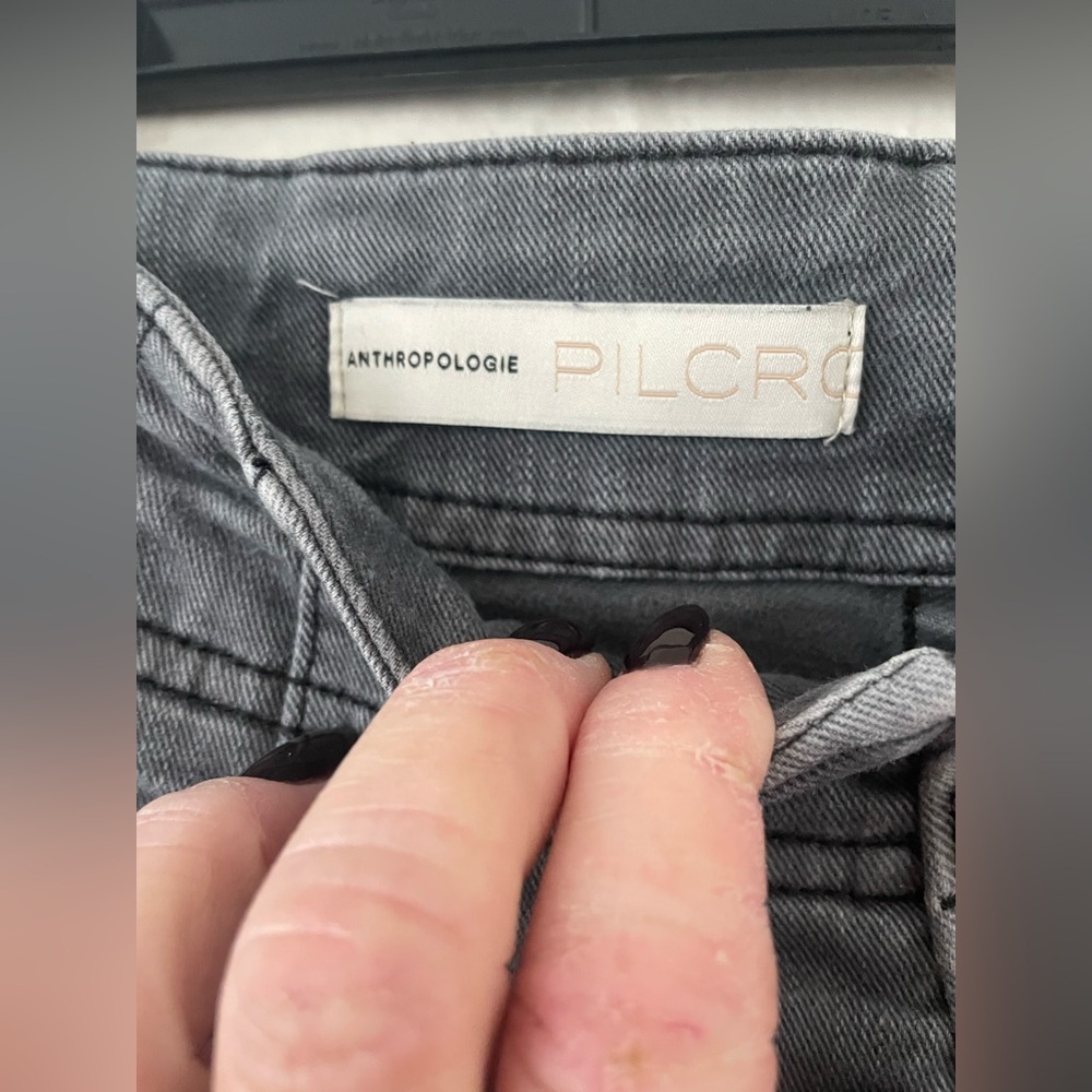 Anthropologie Pilcro High Rise Darted Skinny Jeans Light  Wash Gray Size 24 - Picture 5 of 6